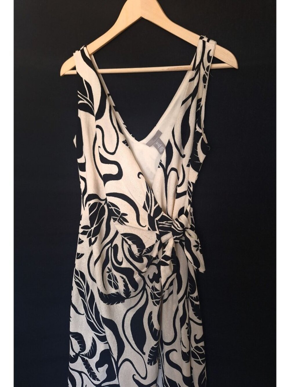 💙 H&M Black Cream Tropical Print Wrap Midi Dress Size S Sleeveless Preppy Tie W - Picture 2 of 8